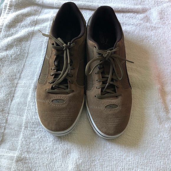 Men’s Puma Sneakers - Picture 2 of 5